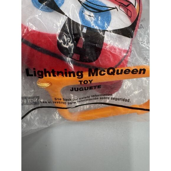 McDonalds Disney Cars Lightning McQueen Keychain Bags Clip Happy Meal Toy SEALED - Picture 4 of 5